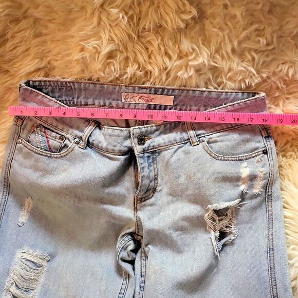 O'Neil cropped very stylish skaterpants,with embroidered sunshineon right pocket - Picture 4 of 7